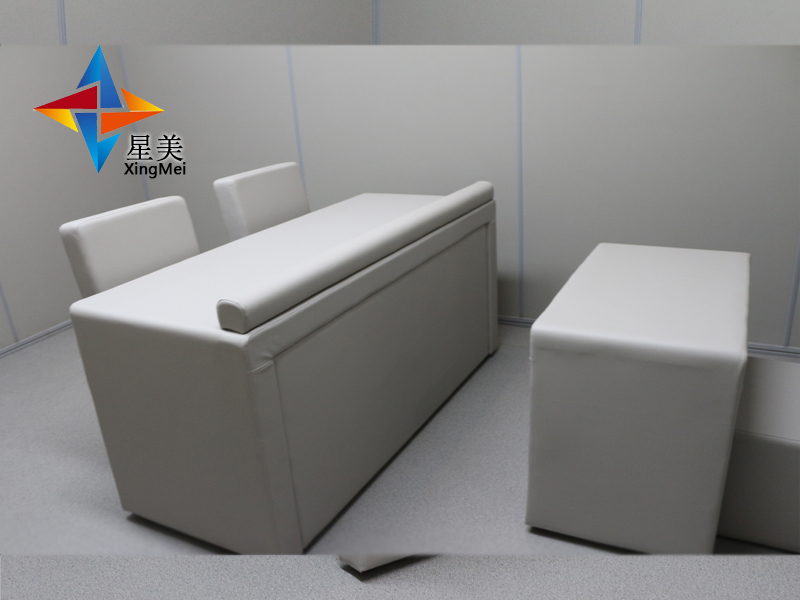 紀(jì)委談話室防燃軟包桌椅 、星美建材軟包廠家
