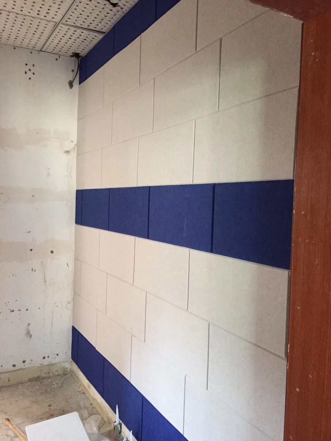 公安局內(nèi)需要做好安全防護(hù)措施呢？