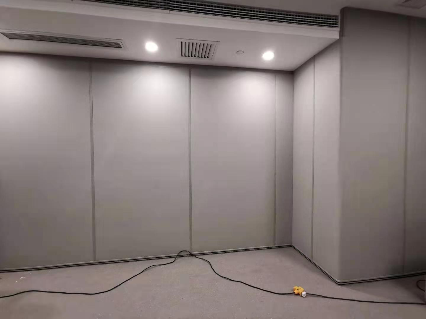 星美新型紀檢委、談話室、置留室防撞墻軟包安裝方法